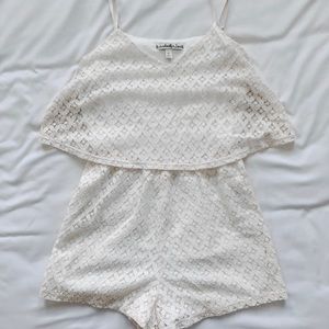 Accidentally in Love Creme Romper S NWOT